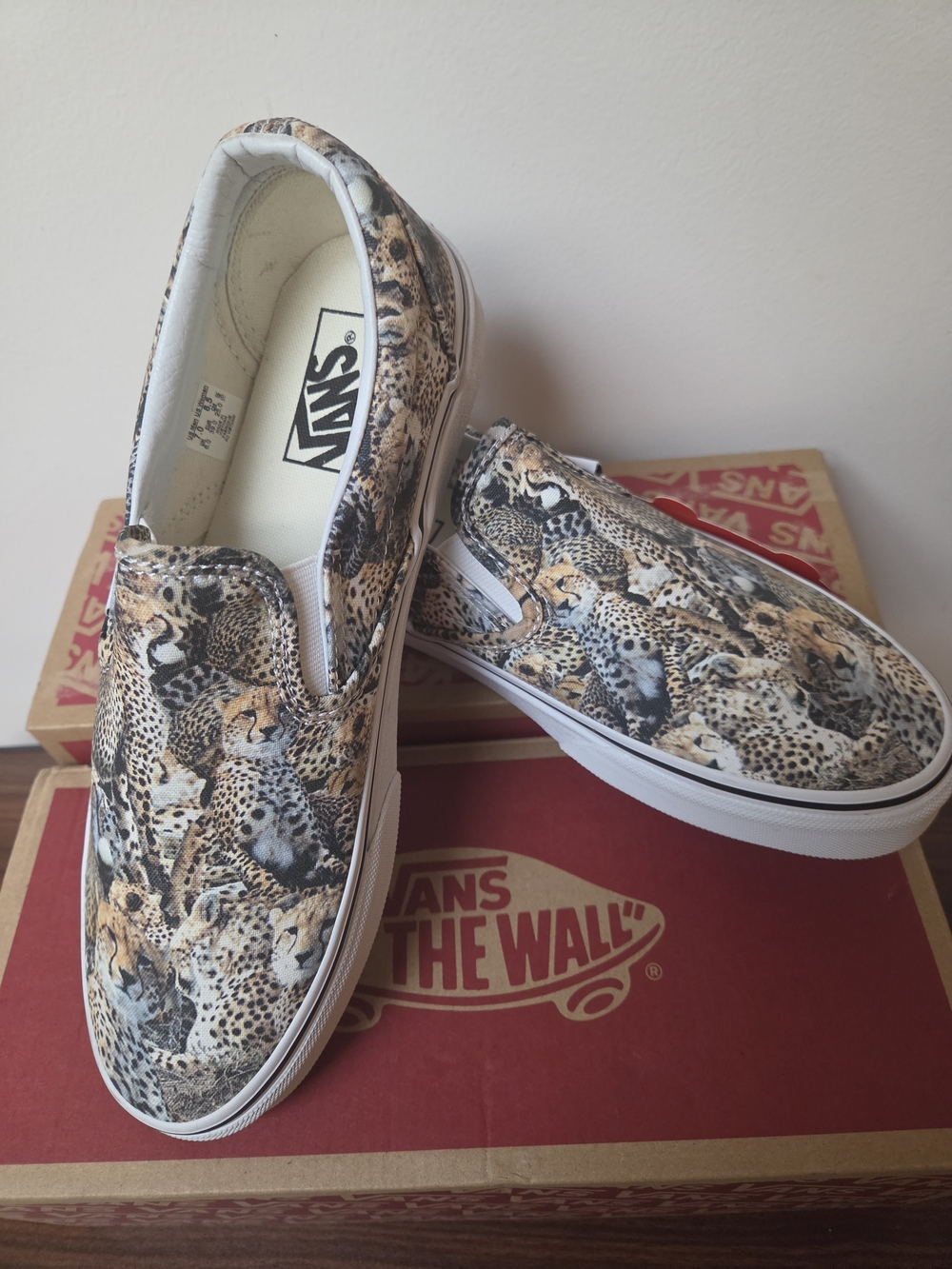 Brand NEW Animal Print Slip On VANS